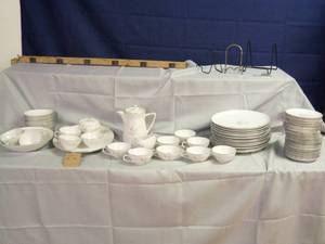 Glass plates, bowls,water pitcher, ...