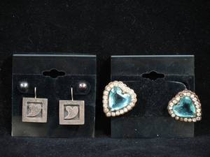 lot 88 image: 2 Pair of Sterling Silver Heart Earrings, Studs