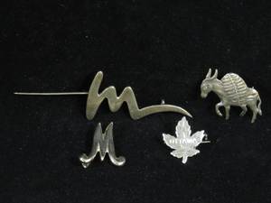 lot 89 image: 4 Sterling Silver Pins - Burro was Made in Mexico