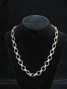 lot 54 image: Heavy Mexican Silver Chain Link Necklace - 57 grams