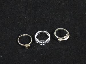 lot 33 image: 3 Ladies Sterling Silver Rings