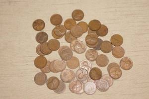 lot 123 image: Bag of 50 Wheat Pennies - 10 from Each Decade