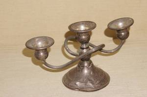 lot 41 image: Vintage Weighted Sterling Silver Candle Holder