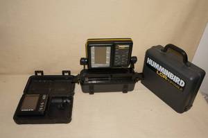 lot 27 image: 2 Fishfinders