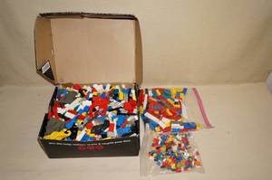 lot 71 image: Assortment of LEGOs and Brick Building Toys