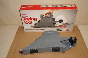 lot 95 image: Homax Drywall Taping Tool