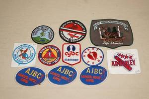 lot 147 image: Vintage Scouting, Hunting, Bowling Patches