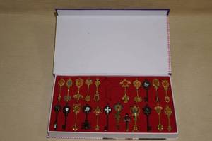 lot 153 image: Fairytail Anime Skeleton Key Set