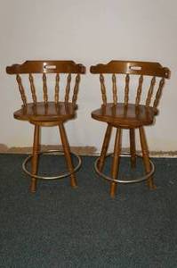 lot 182 image: 2 Tall Swivel Chairs