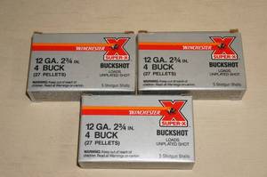 lot 116 image: (15) Winchester Super-X 12 Ga 2-34 4 Buck Shotshells