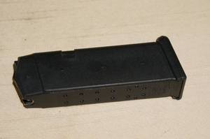 lot 150 image: Glock .40 S&W 15 Round Magazine