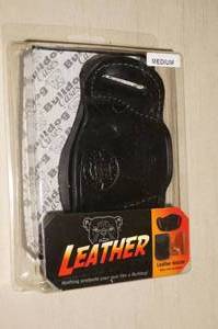 lot 160 image: Bulldog Medium Leather Holster
