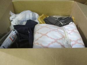 lot 10 image: Box of Assorted Curtain Panels...