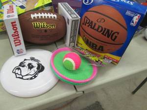 lot 102 image: Junior Football, Basketball, Frisbe...