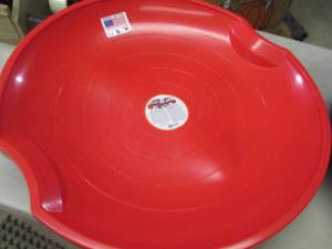 lot 140 image: 5 Flexible Flyer Saucer Sleds...