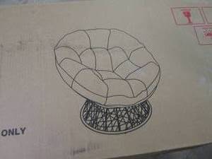 lot 327 image: Papasan Chair with White Round Pill...