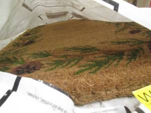 lot 341 image: Evergreen Plain 22 in. x 36 in. Coi...