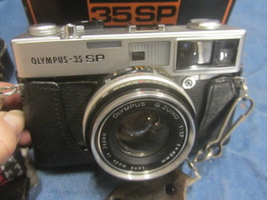 lot 61 image: Oympus 35SP Camera