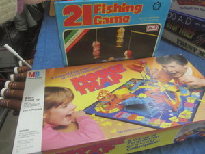 lot 58 image: Mouse Tap & Fishing Game