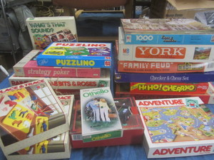 lot 59 image: Board Games & Puzzles