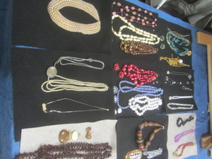 lot 77 image: Costume Jewelry