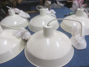 lot 84 image: Retro Shop Lights