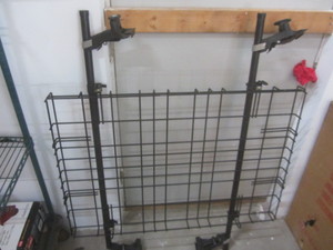 lot 105 image: Yakima Roof Rack