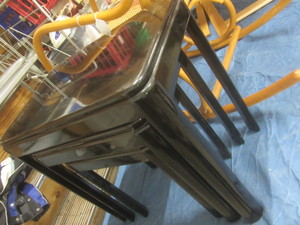 lot 11 image: Nesting Tables