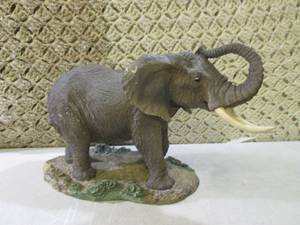 (FS) Elephant Figure 13  Long...