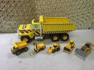 (FS) Metal Dump Truck and Misc Smal...