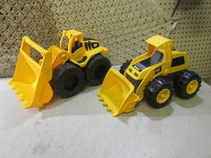(A-2) 2 Cat Toy Loaders...