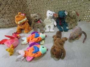 (F-3) Assorted Beanie Babies...