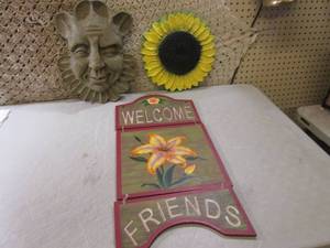 (A-3) Assorted Outdoor Decor...