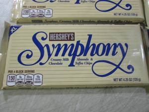 (B-1) 6 XL Hersheys Symphony Candy ...