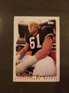 lot 89 image: Topps 1989-95 Football Card Collection- 124g