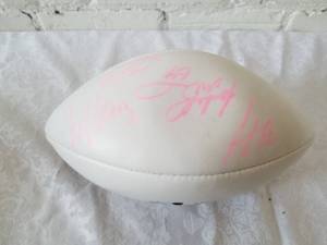 lot 2 image: AUTOGRAPHED Football- Randall McDaniel - Warren Moon- Chris Carter