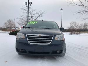 2008 Chrysler Town and Country Touring  FULLY LOADED