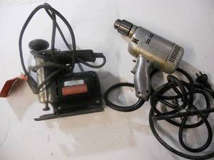 lot 87 image: Mall Drill and Sears Craftsman Sabre Saw 58 inch stroke