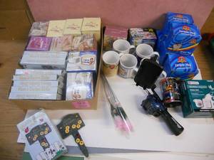 lot 147 image: Mugs, Moms Garden Dcor, Phone Holder for Cup Holder, Fishing Game, Motion Alert