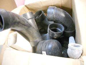 lot 126 image: 4 Plumbing Pieces