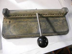 lot 113 image: Vintage Paper Punch - Wire-O Corp