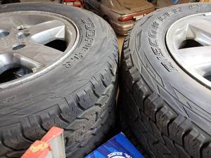 lot 4 image: 4 Jeep WheelsRims and Cooper Discoverer HT3 Tires - Excellent Tread - 23565R17