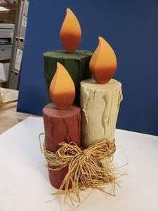lot 169 image: 16 Christmas Rustic Candle Display