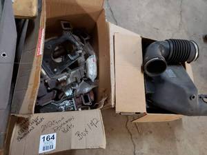 lot 164 image: Duramax Parts - See notes on box in pictures