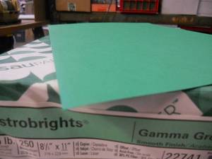 lot 61 image: Astrobrights Gama Green -500 Sheets 65# CoverCard Stock 8-12x11 CopierInkjetLaserOffset Acid-Free Smooth Finish Cardstock