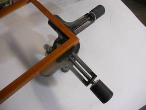 lot 14 image: Single Corner Picture Framing Square Corner Clamp - USA Made - Heavy Cast Iron - Lightly Used
