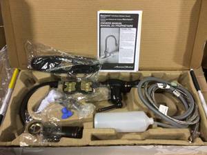 Marchand Single Handle Pull-Down Sprayer Kitchen Faucet in Legacy Bronze by American Standard in good&nbsp condition