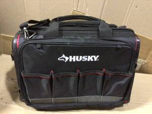 18 in. Tech Tool Bag by Husky in good&nbsp condition
