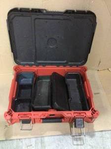 PACKOUT 22 in. Tool Box by Milwaukee in good&nbsp condition