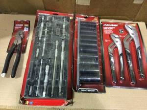 MIX LOT OF HUSKY TOOLS